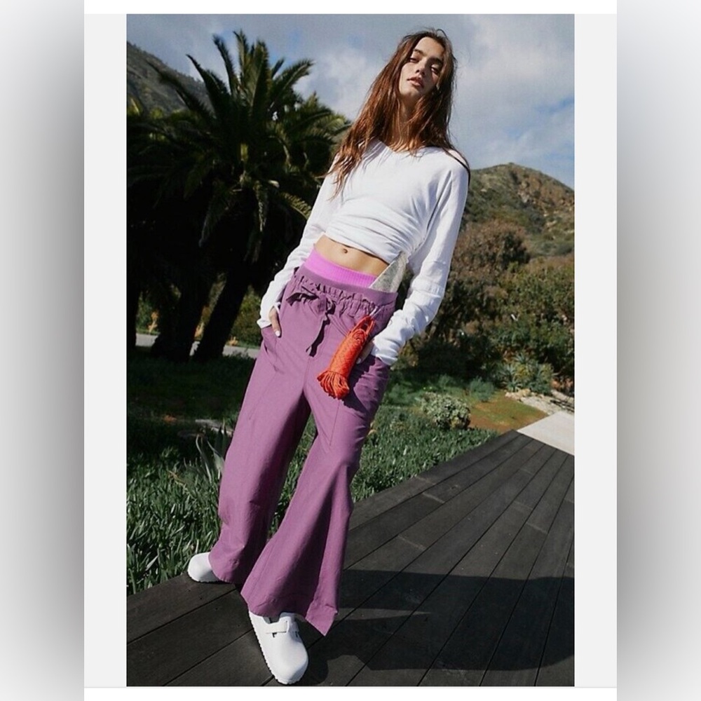 Free People Fresh Start Pants Mulberry Barrel Mid Rise Size Small NWOT Fashion